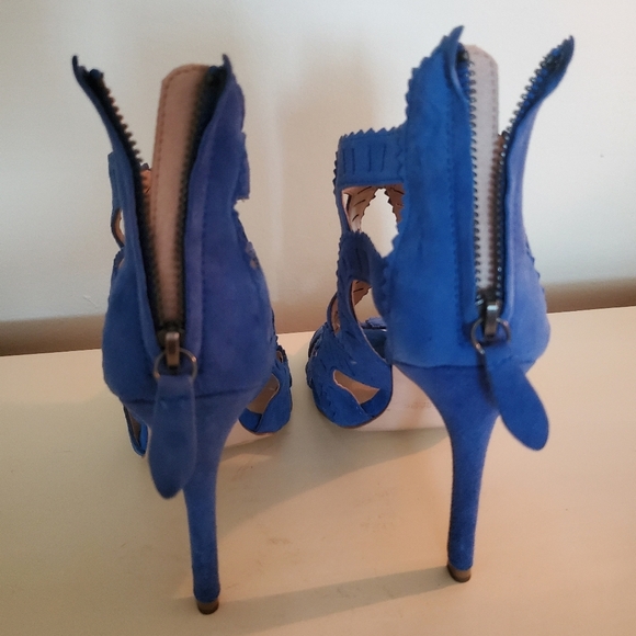 Zara blue microsuede cutout heels - Picture 6 of 13